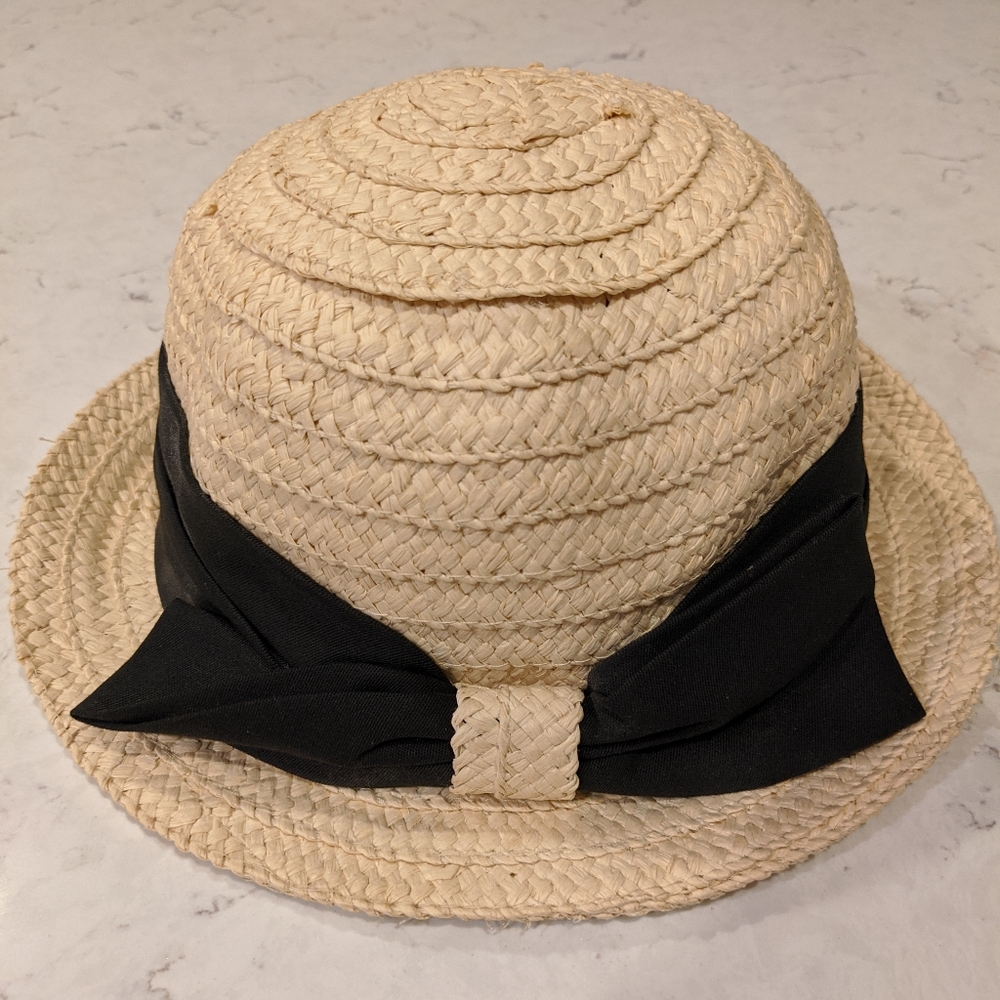 Straw Hat With Bow